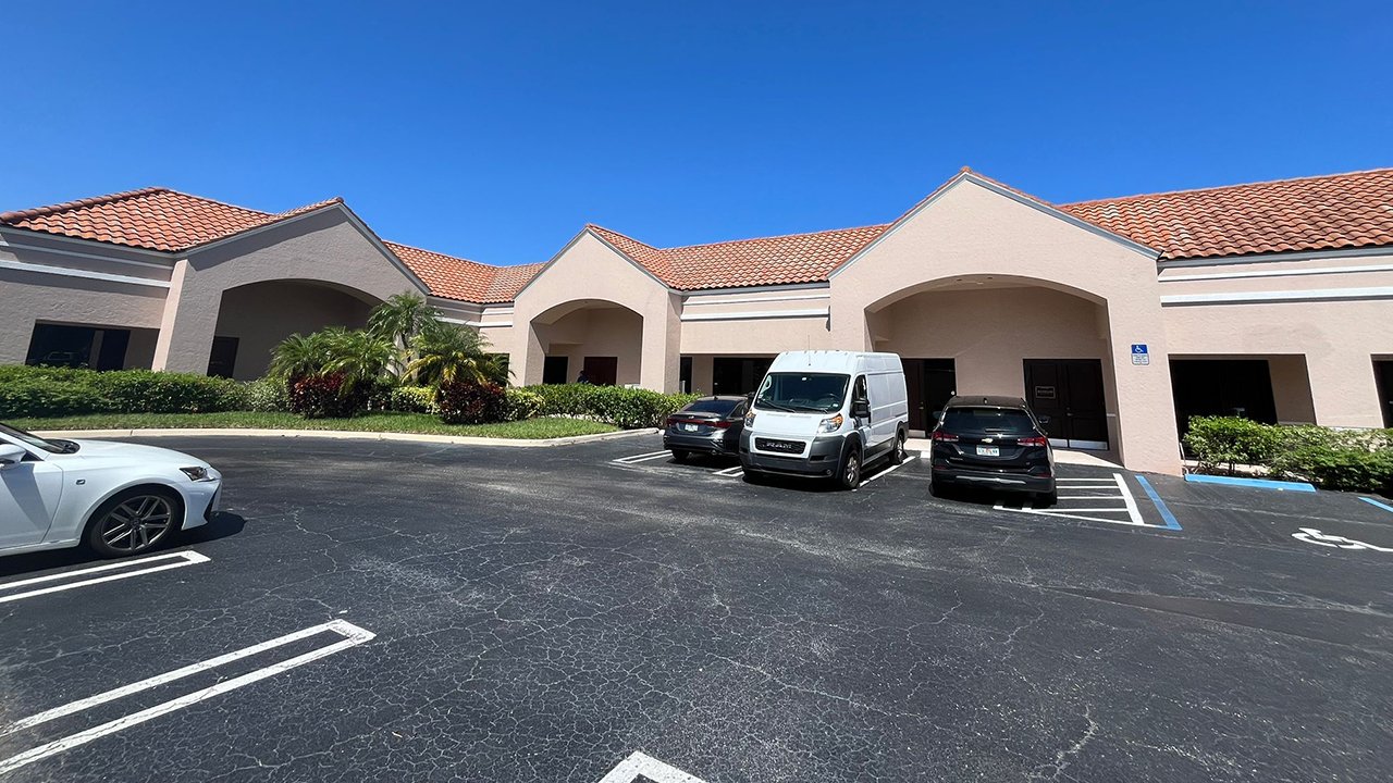 View of the West Palm Beach store / Vista del local de West Palm Beach